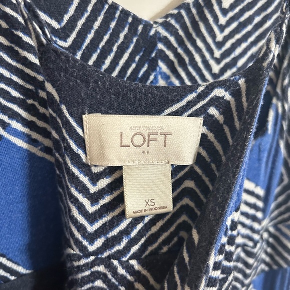 LOFT | navy blue patterned maxi dress w/adjustable straps & cross-cross back - Picture 5 of 5